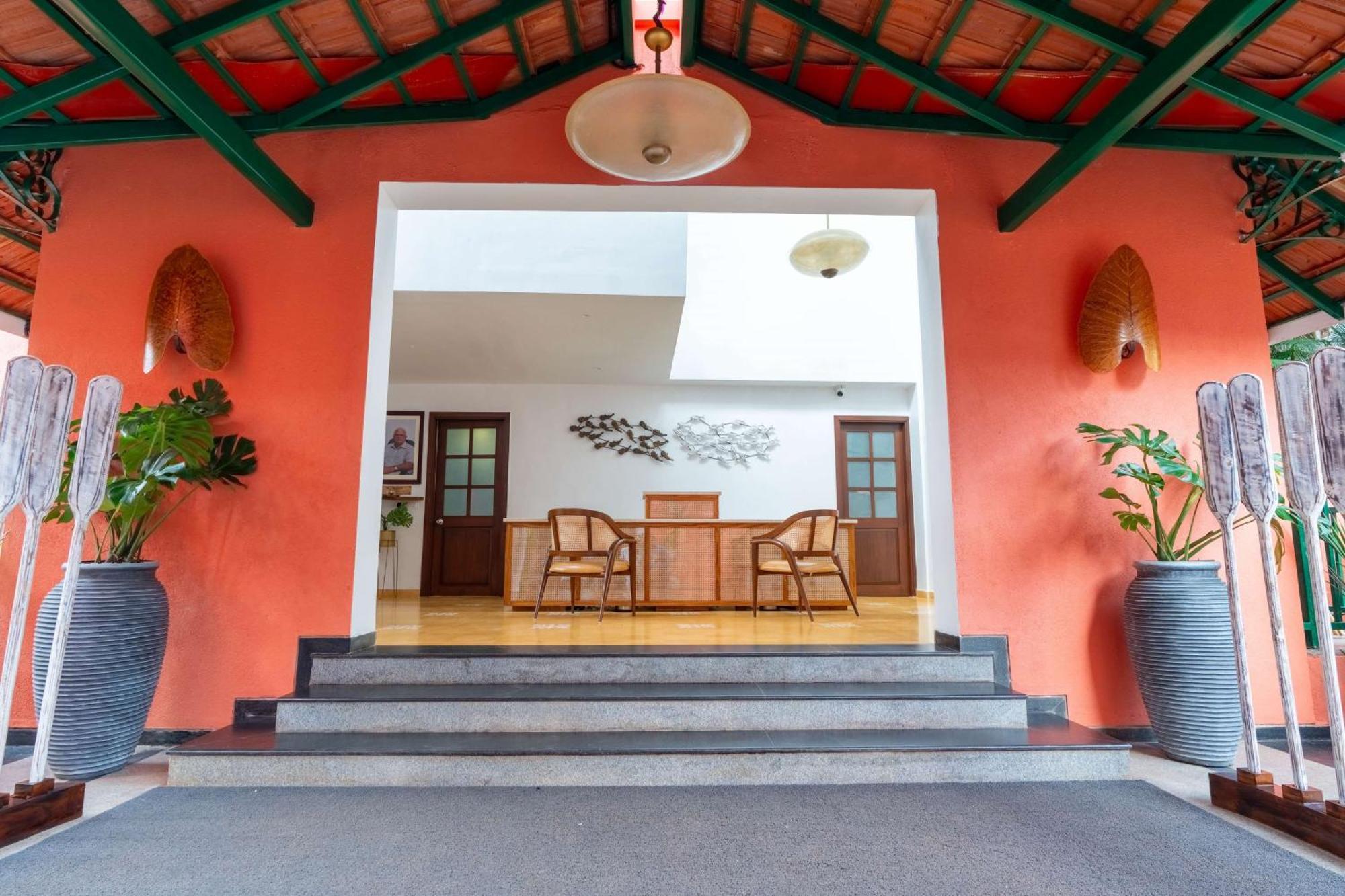 Mandrem Beach Resort, A Member Of Radisson Individuals Retreat Εξωτερικό φωτογραφία