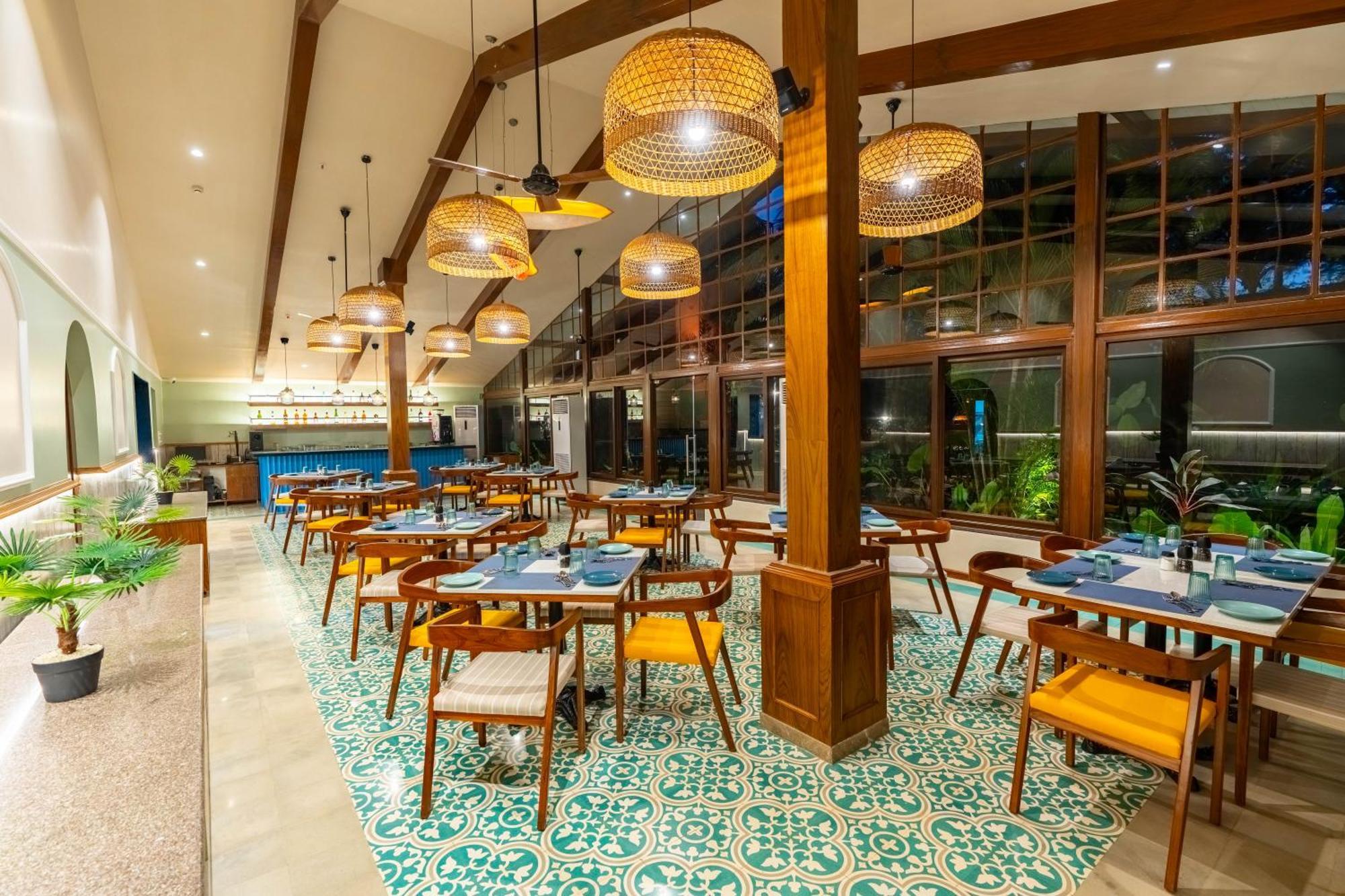 Mandrem Beach Resort, A Member Of Radisson Individuals Retreat Εξωτερικό φωτογραφία