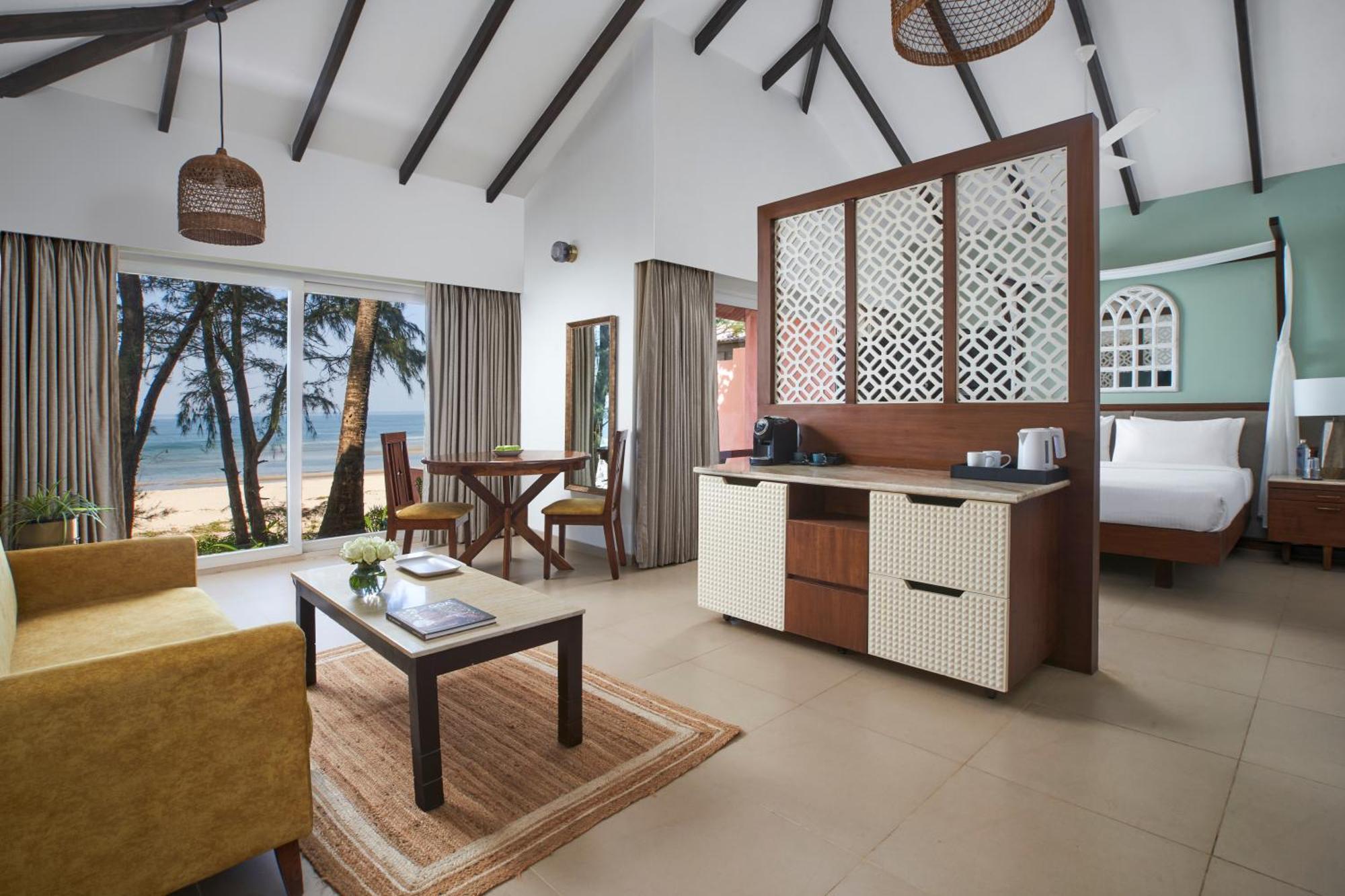 Mandrem Beach Resort, A Member Of Radisson Individuals Retreat Εξωτερικό φωτογραφία